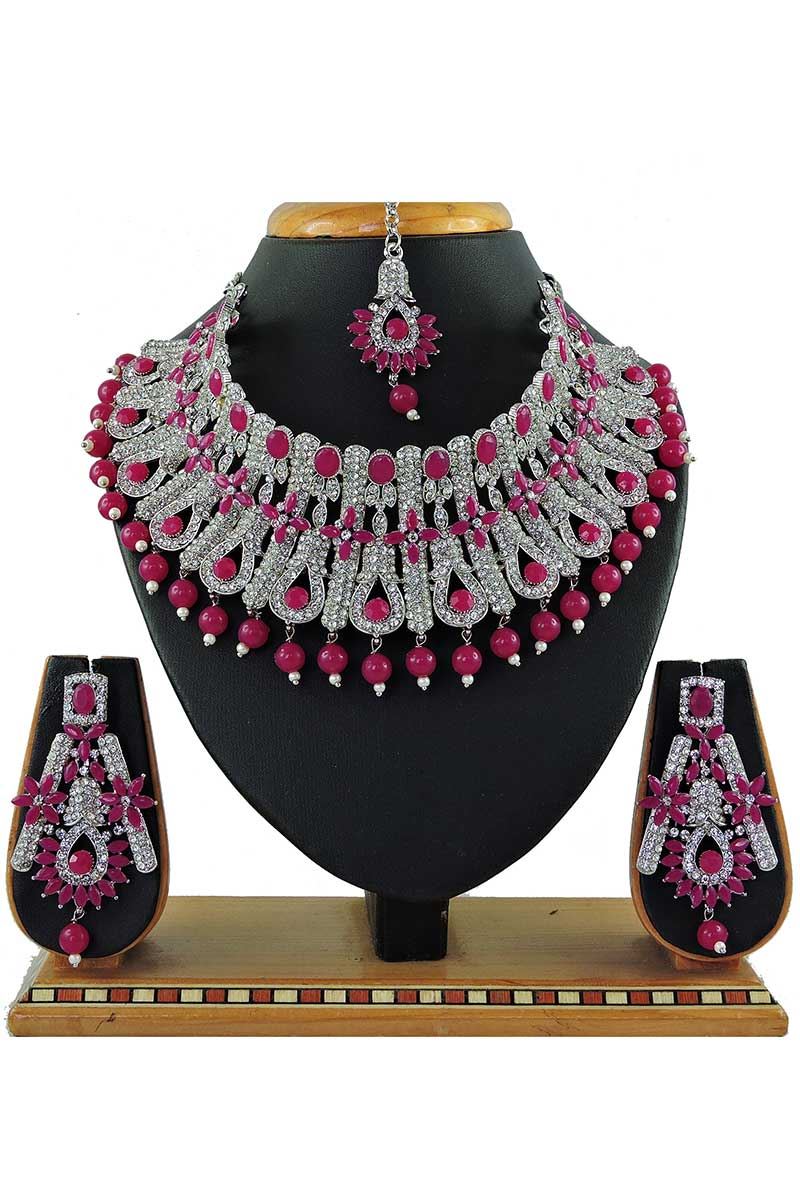 Awesome Pink Colored Pearl Imitation Necklace Set