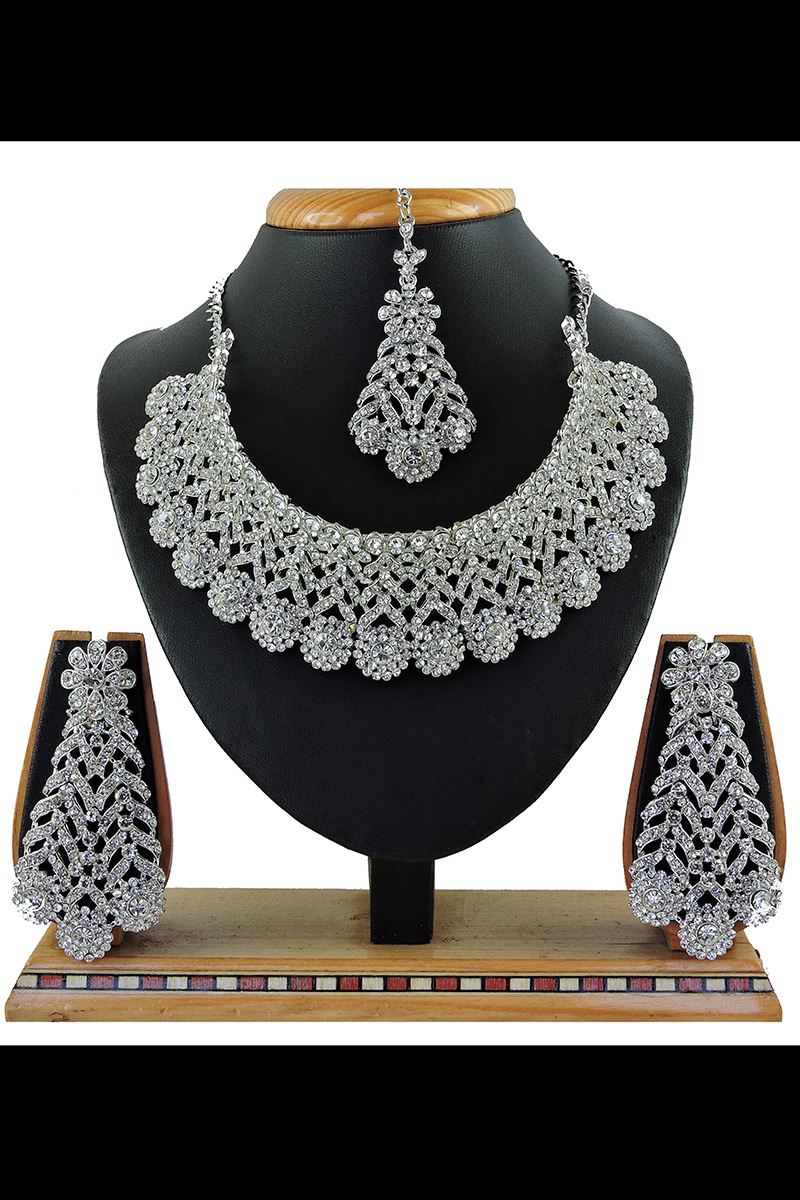 Attractive White Colored Imitation Jewellery-Necklace Set