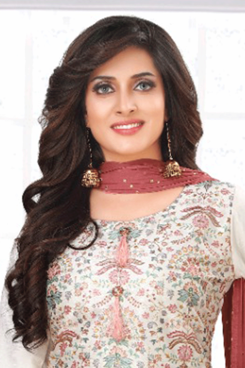 Gorgeous Cream Colored Designer Suit