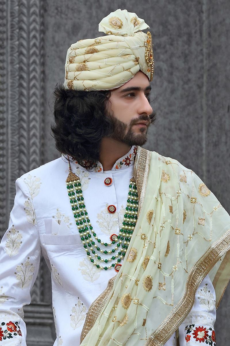 Exquisite White Colored Designer Sherwani