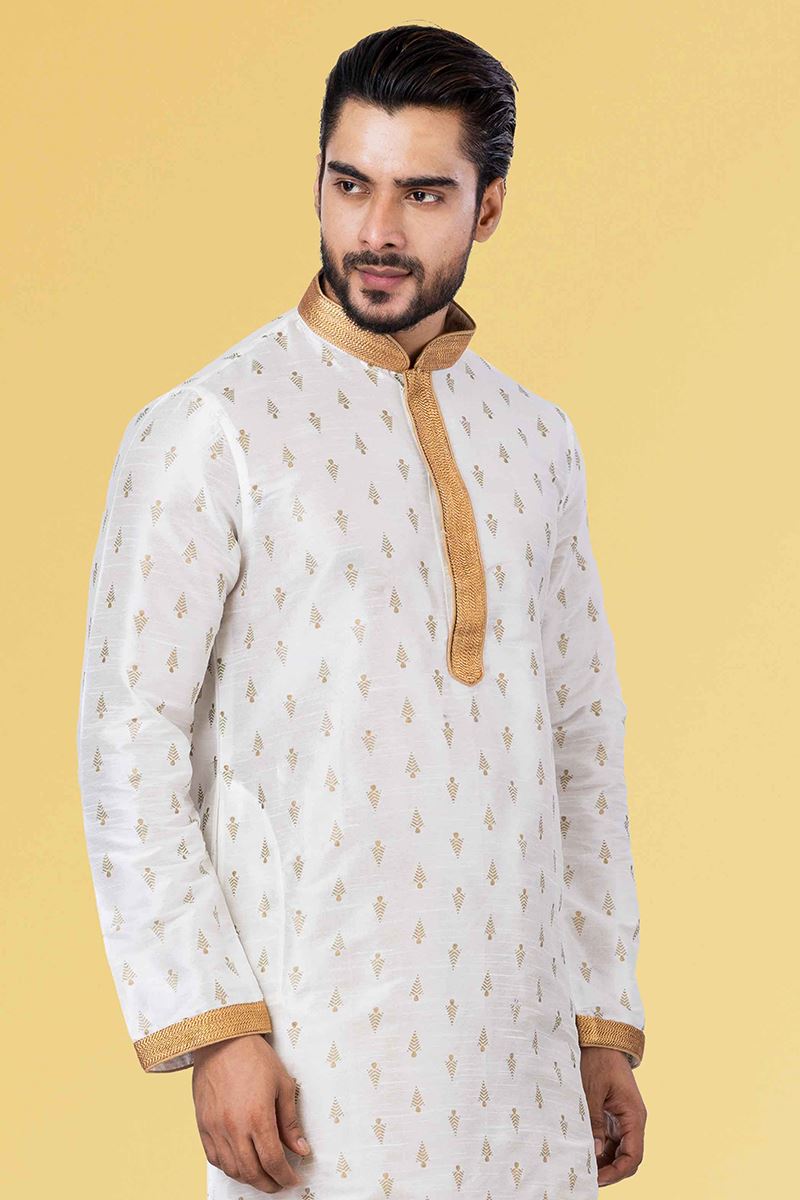 Charming Off-White Colored Designer Kurta Set