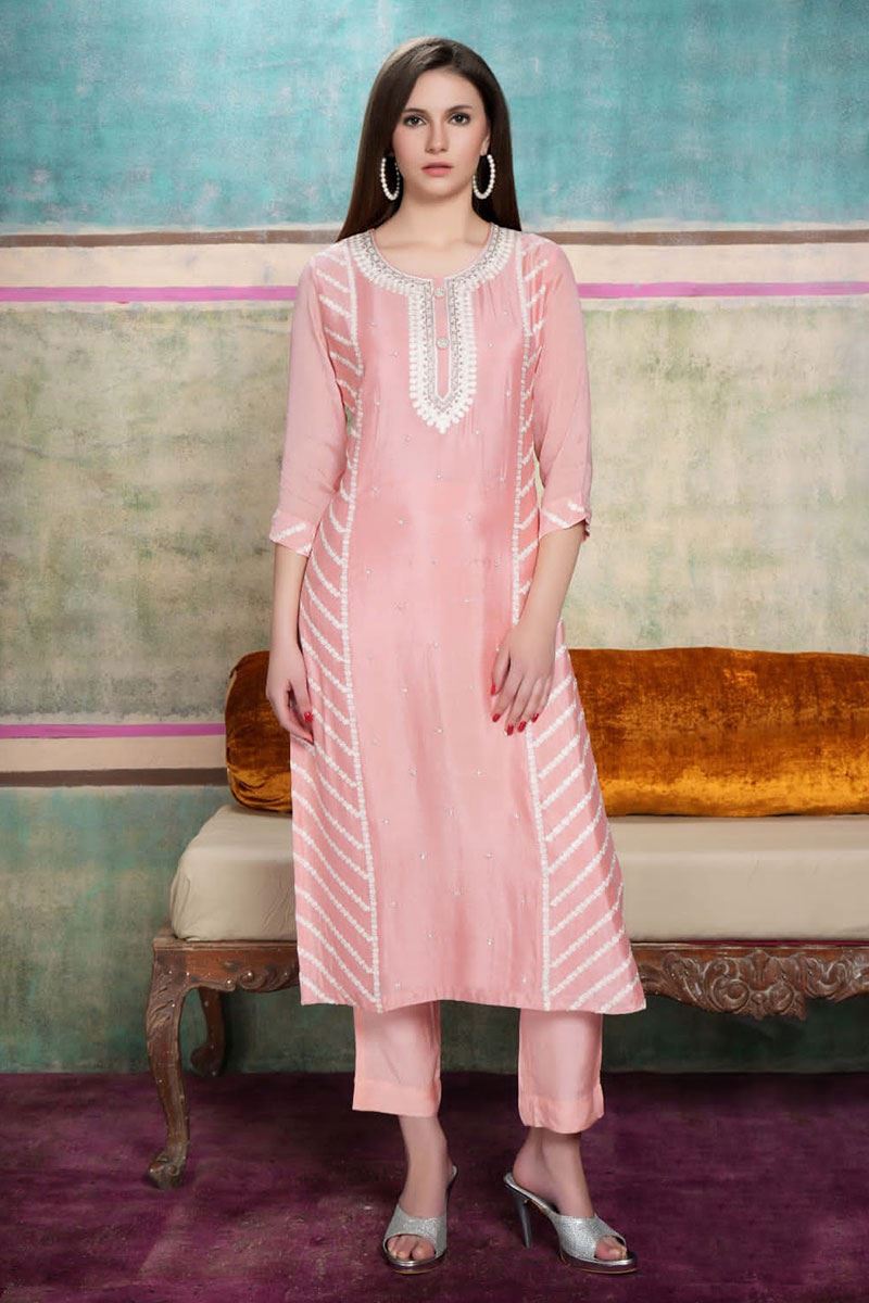 Delightful Peach Colored Designer Kurti