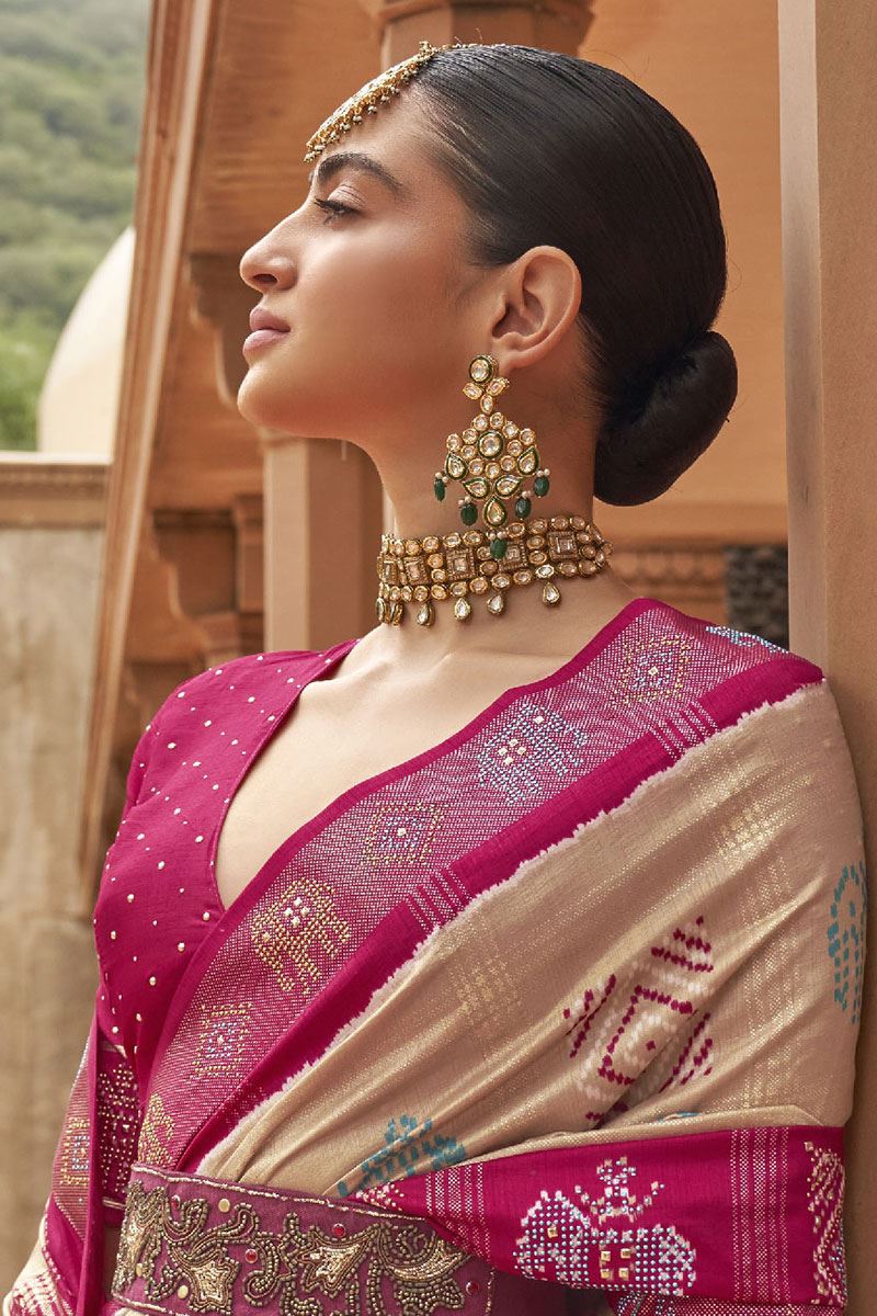 Beautiful Cream and Pink Colored Designer Saree