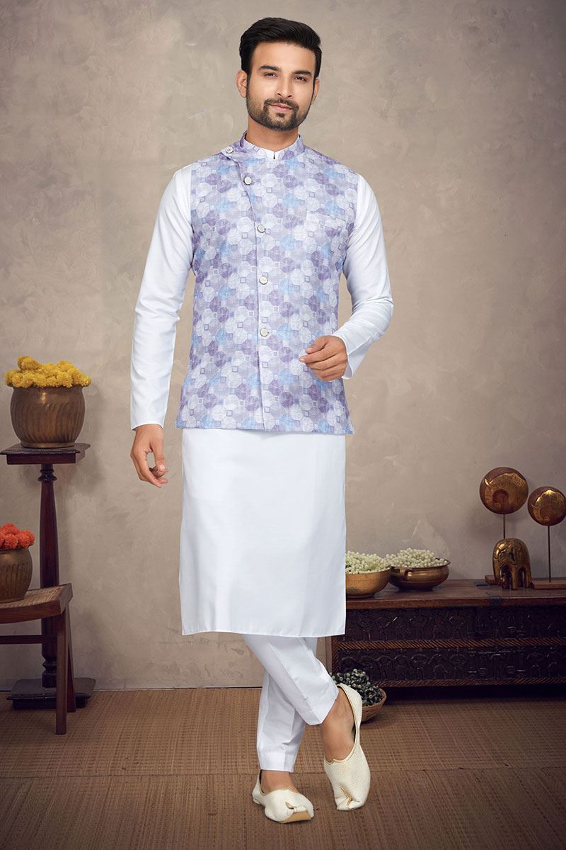 Splendid White Colored Designer Kurta Pajama Set