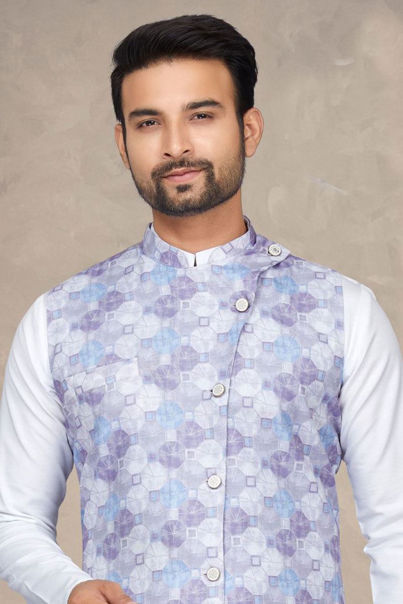 Splendid White Colored Designer Kurta Pajama Set