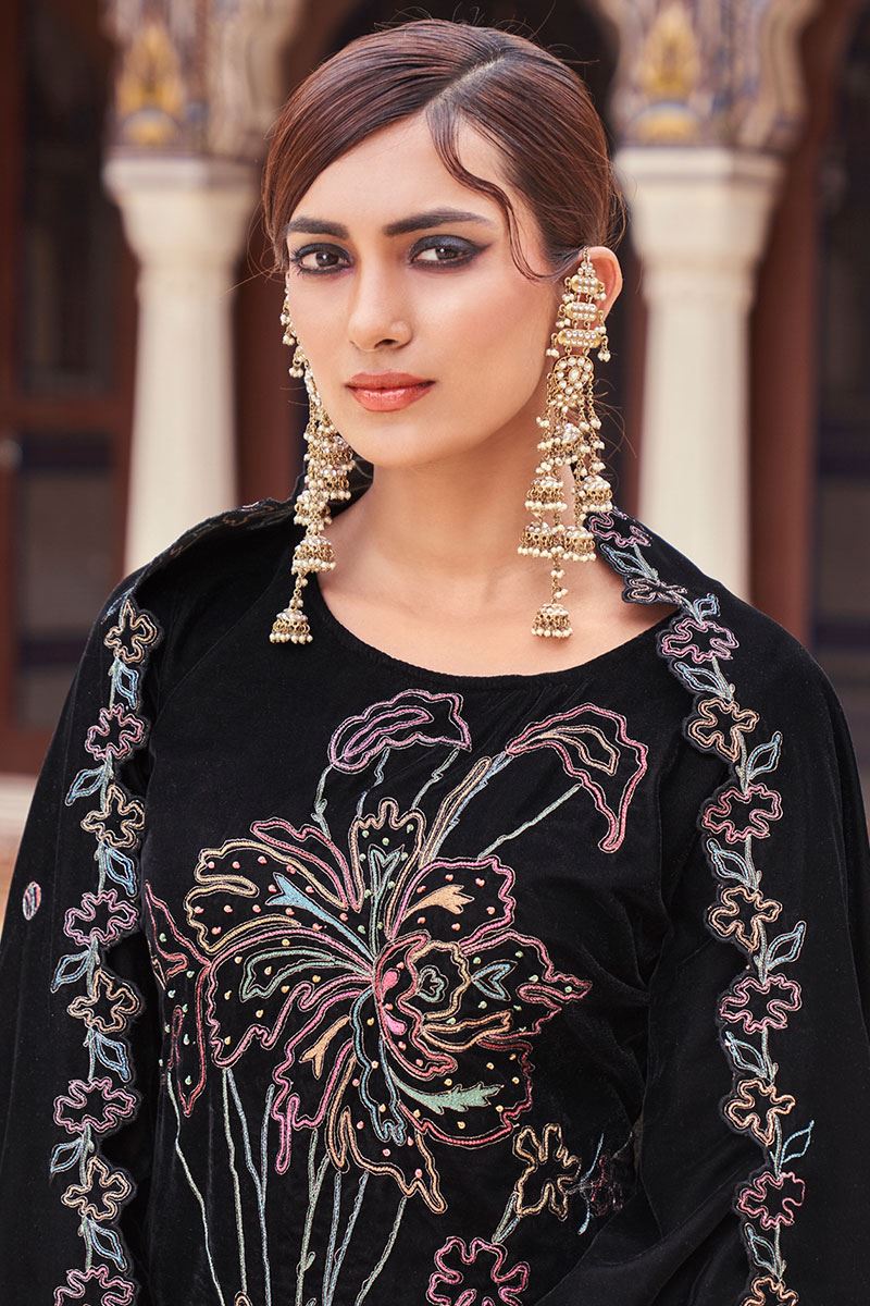 Lovely Black Colored Designer Straight Cut Suits for Party, Wedding, Engagement, or Festive (Unstitched suit)