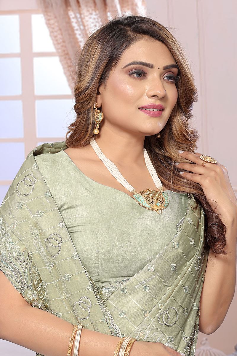 Exuberant Organza Tissue Designer Saree for Engagement and Reception