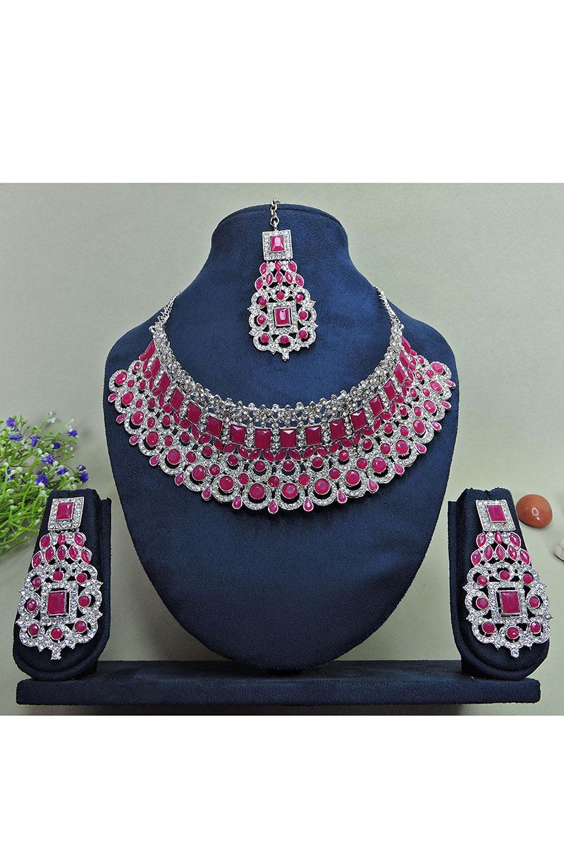 Exquisite Ruby Designer Necklace Set for Party and Wedding