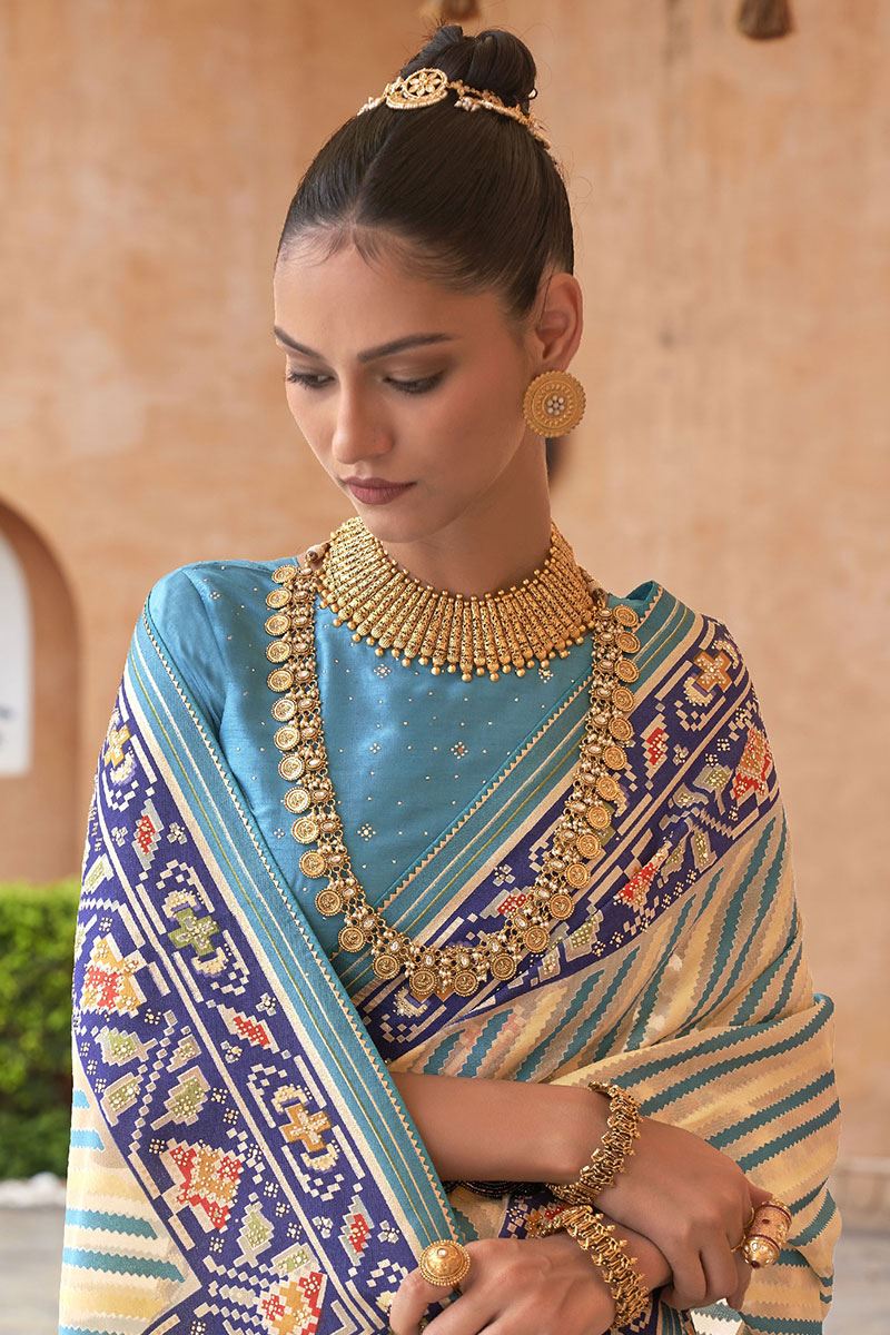 Enticing Pure Brasso Designer Saree for Festival, Sangeet, and Party