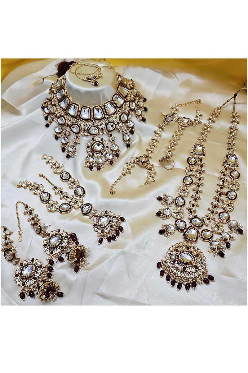 Artistic Maroon Designer Wedding Necklace Set for Wedding and Reception