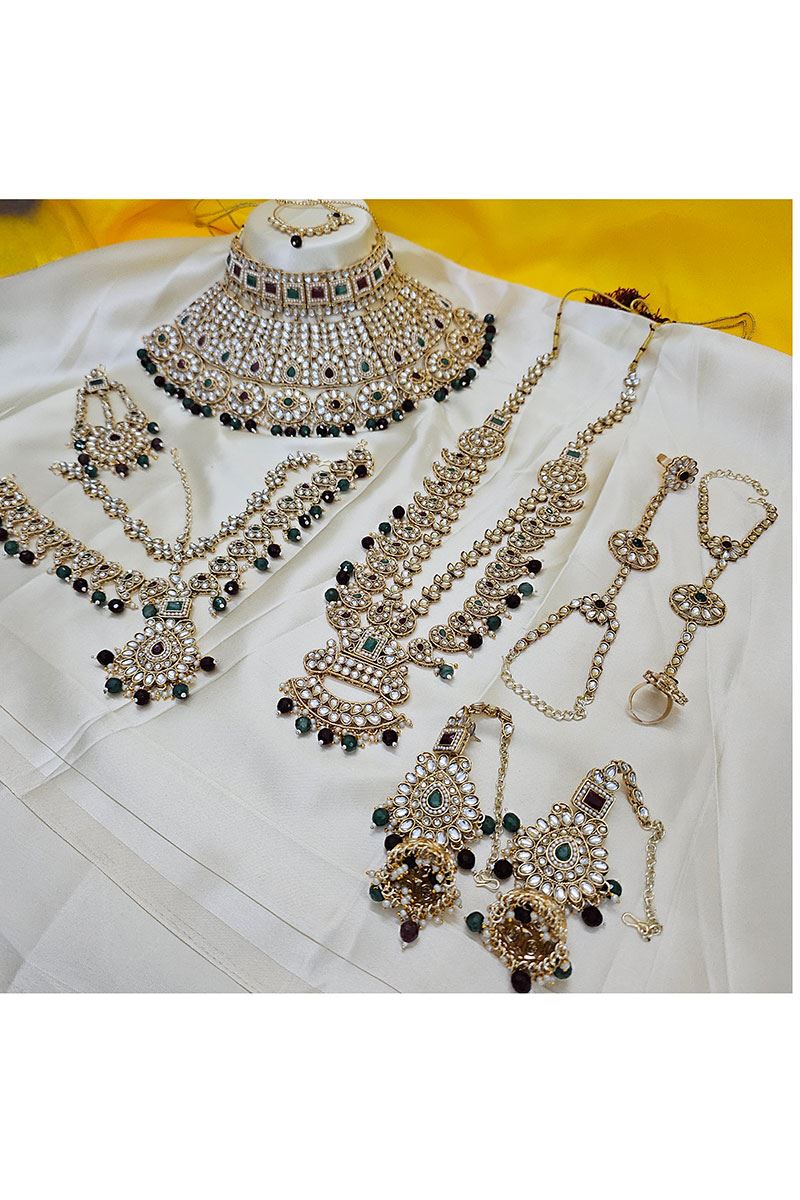 Glamorous Multi Designer Wedding Necklace Set for Wedding and Reception