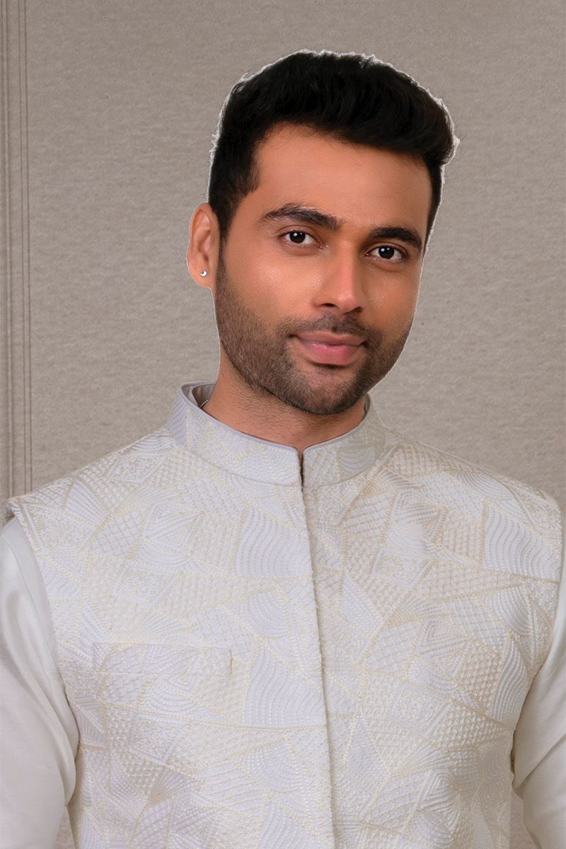 Marvelous White Designer 3-Piece Men’s Suit for Party and Reception