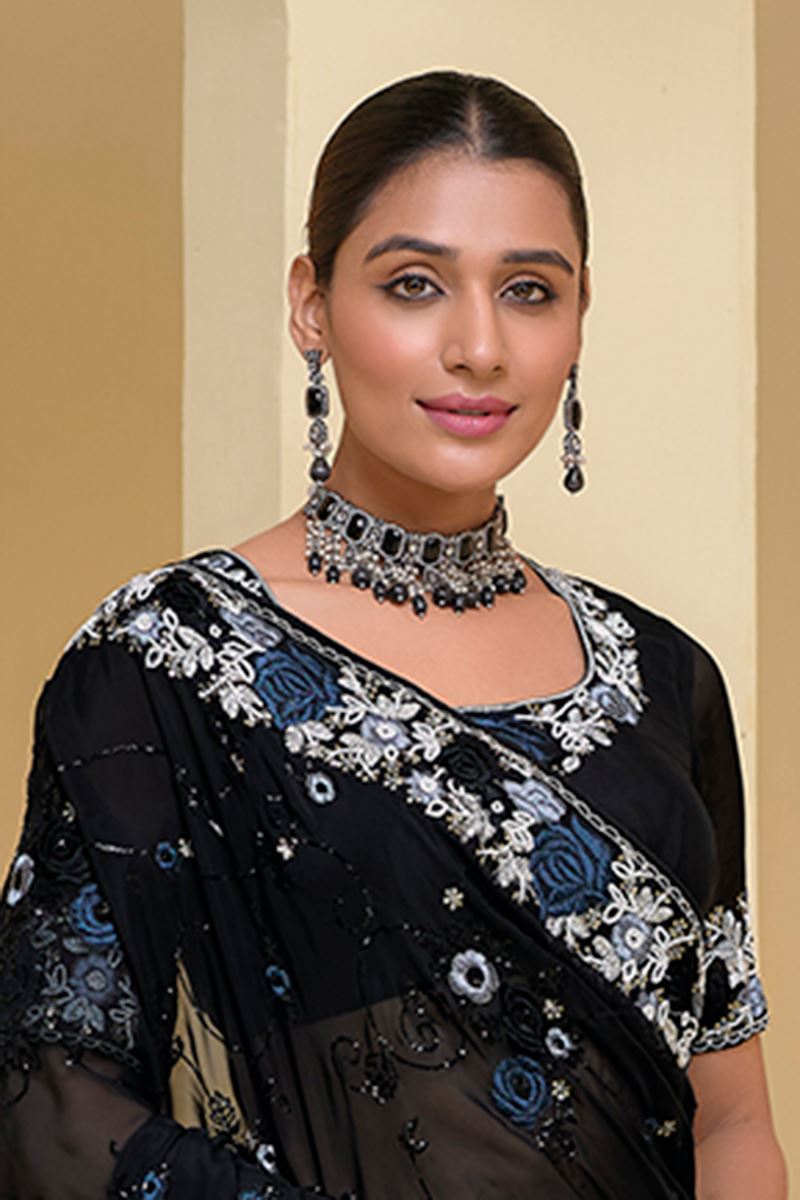 Aesthetic Banarasi Tuscany Designer Saree for Party