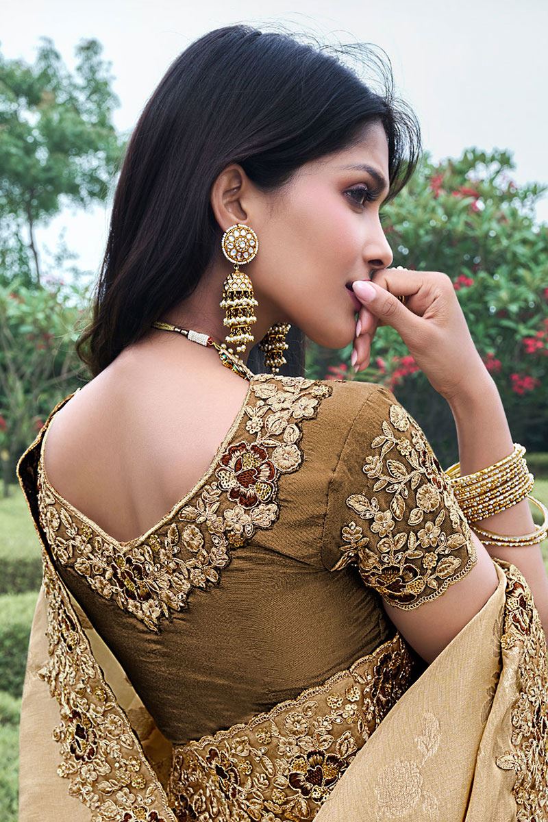 Heavenly Pure Viscose Tissue Jacquard Designer Saree for Wedding, Engagement, Reception, Party, and Festivals