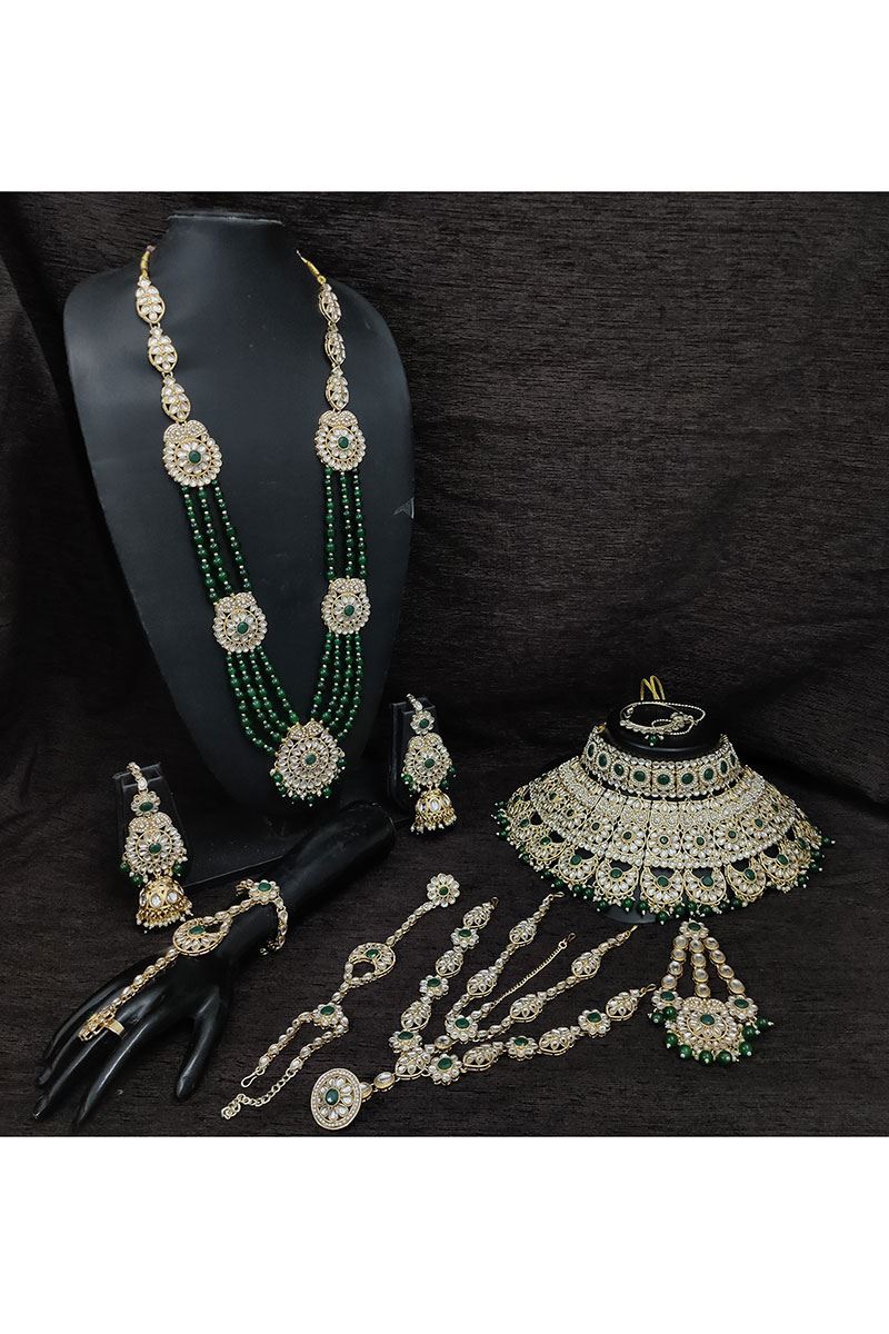 Classy Green Designer Wedding Necklace Set for Wedding, Reception, and Mehendi