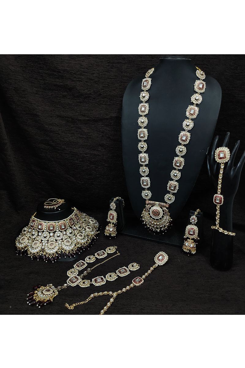 Pretty Maroon Designer Wedding Necklace Set for Wedding and Reception