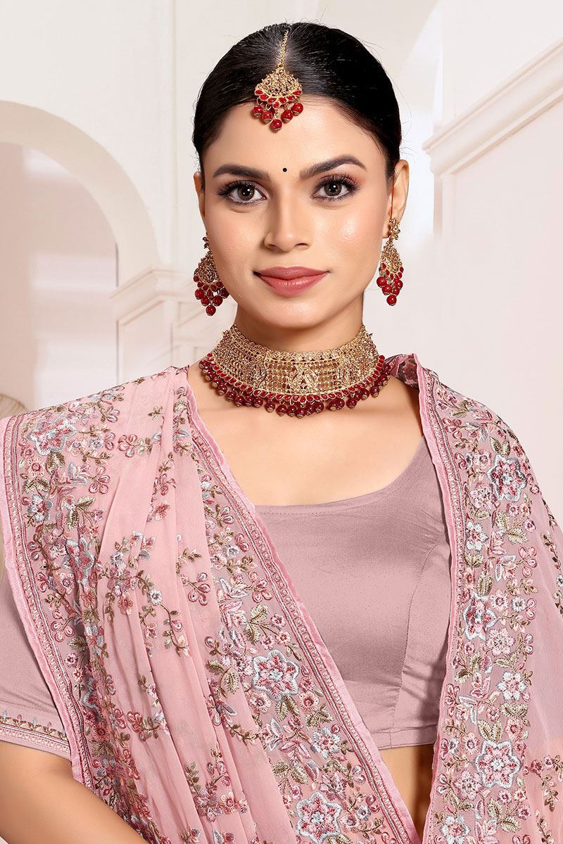 Divine Georgette Designer Saree for Party