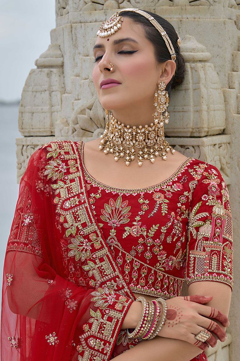 FascinatingRed Designer Bridal Lehenga Choli for Wedding and Reception