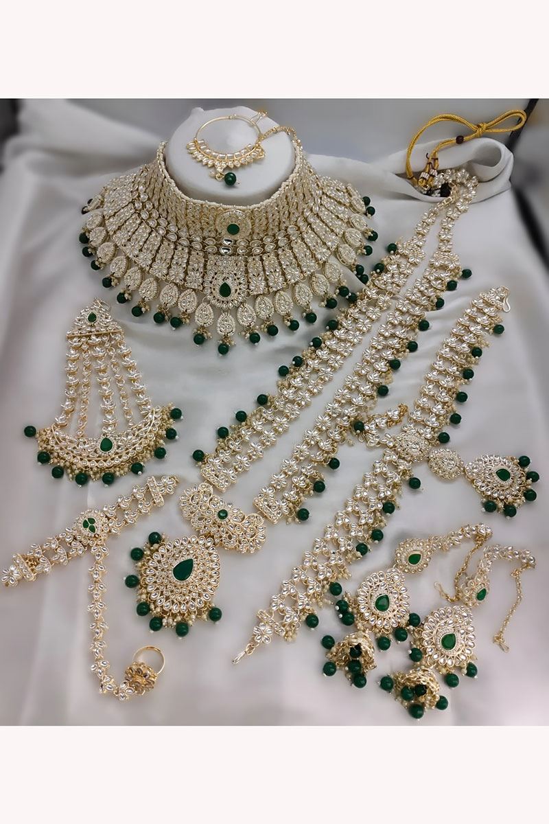 Appealing Green Designer Wedding Necklace Set for Mehendi, Wedding, and Reception