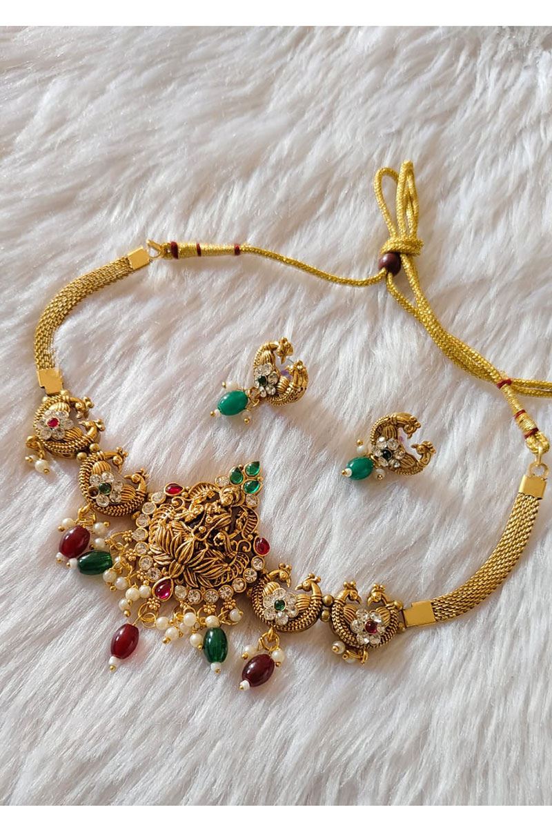 Delightful Golden Designer Necklace Set for Wedding, Reception, and Festivals