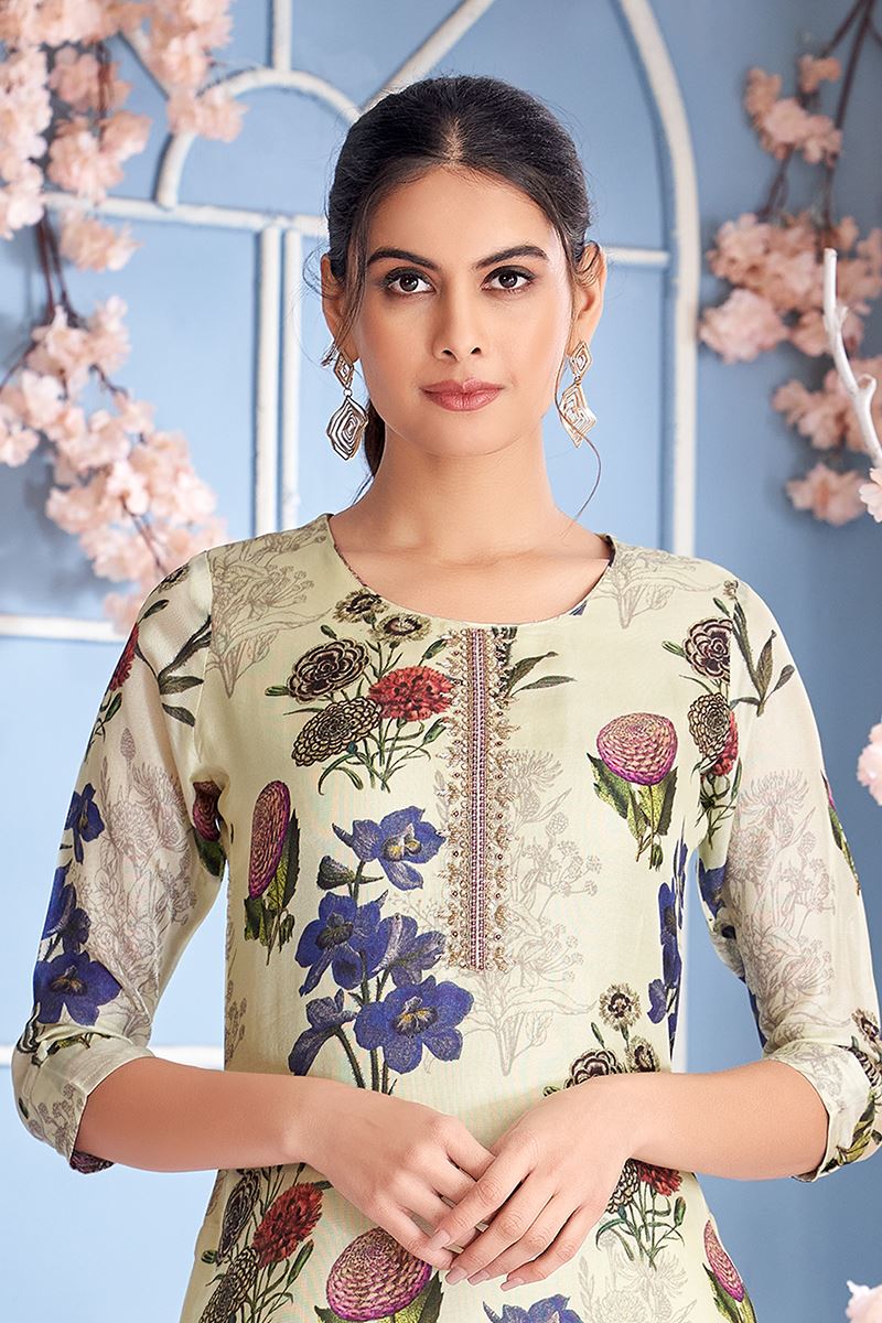 Astounding Green Designer Kurtis for Festivals, Hangouts, Sangeet, and Parties