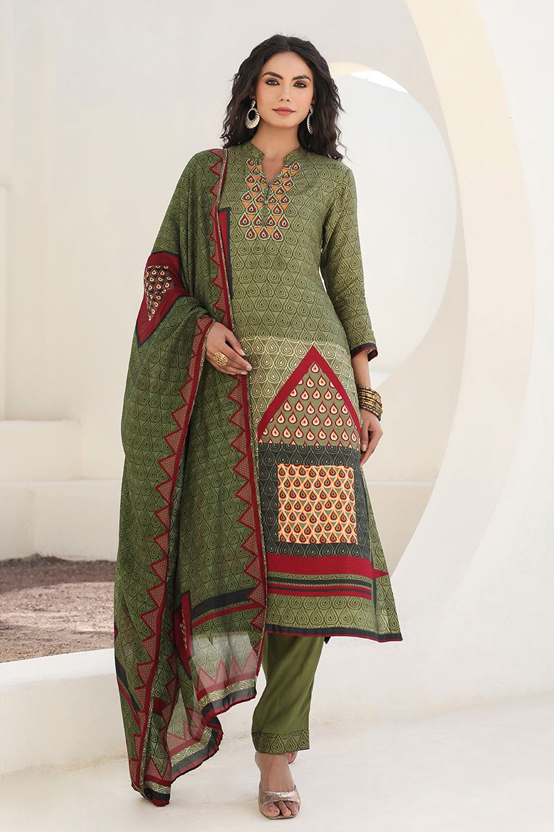 Attractive Green Designer Straight Cut Suit for Mehendi, Festivals, Sangeet, and Parties