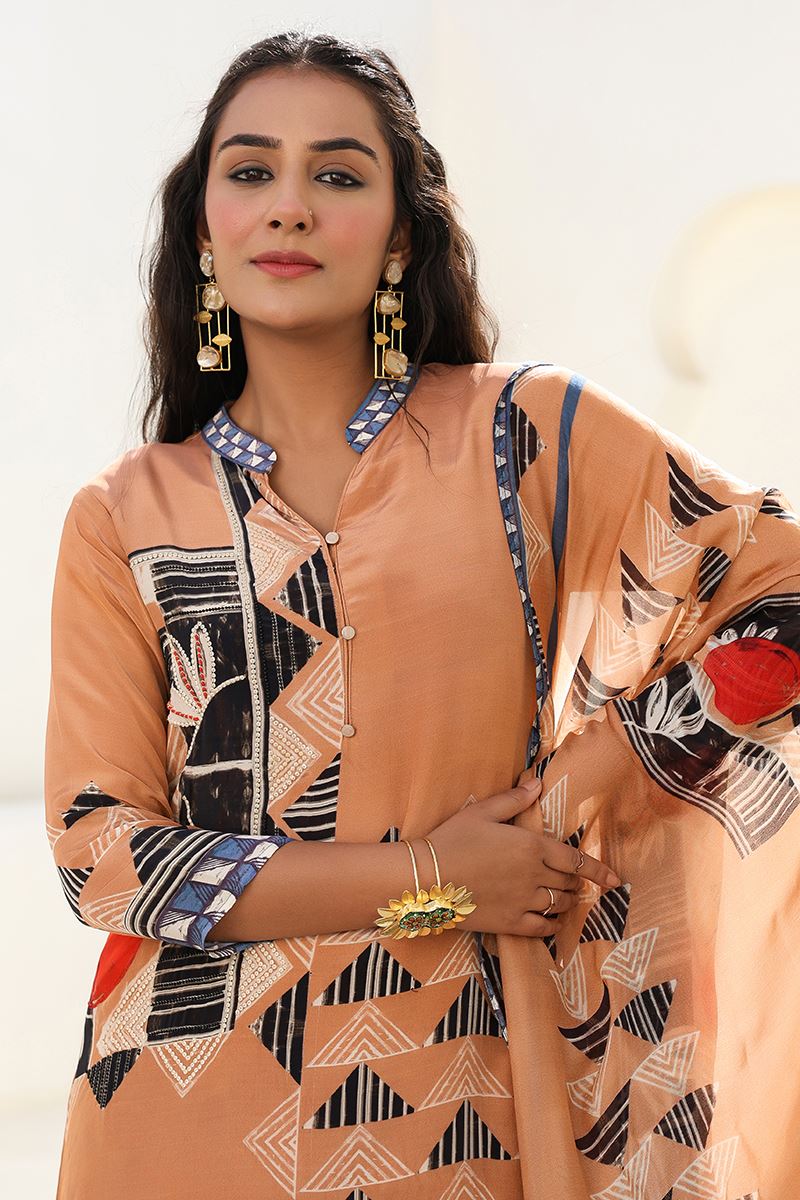 Divine Pastel Peach Designer Straight Cut Suit for Festivals, Sangeet, and Parties