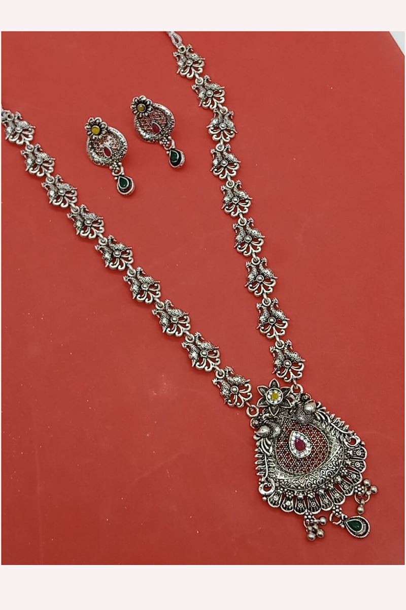 Spectacular Silver Designer Necklace Set for Festivals, Sangeet, and Parties