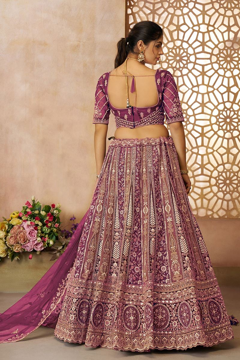 Captivating Designer Bridal Lehenga Choli for Wedding and Reception