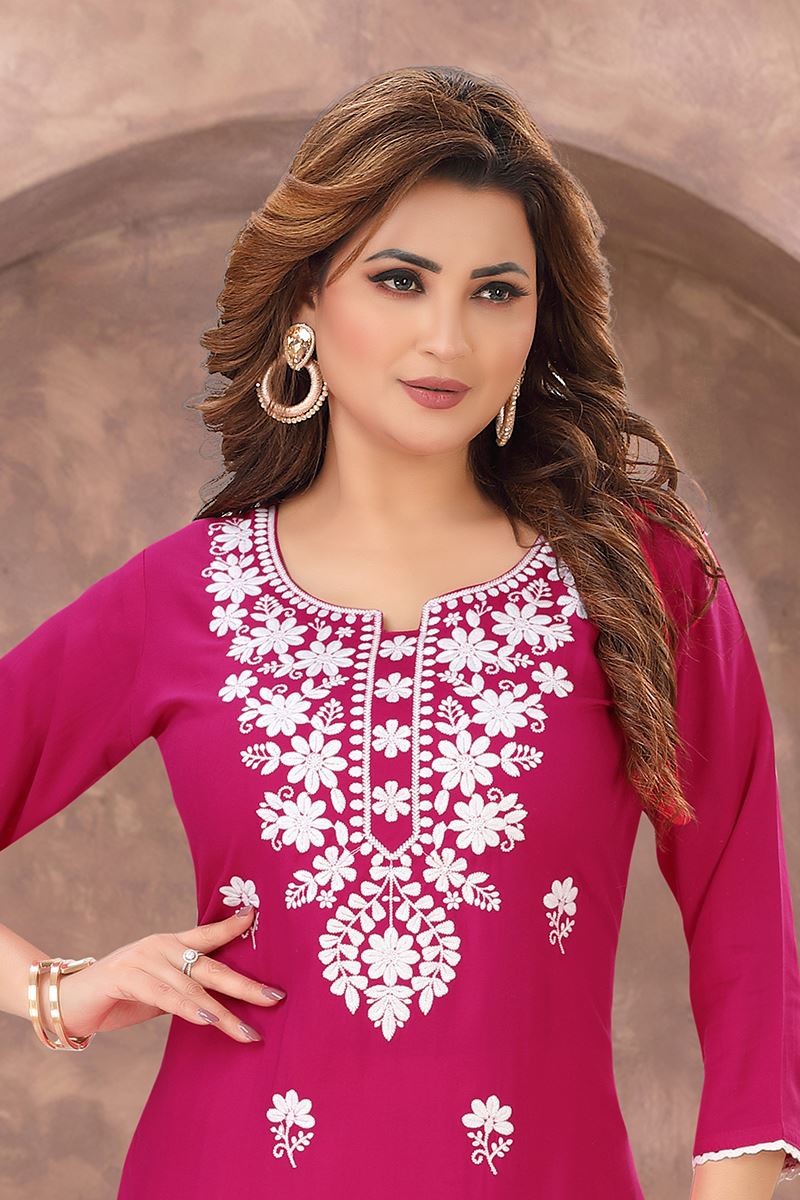 Lovely Designer Kurti for Festivals, Sangeet, and Parties