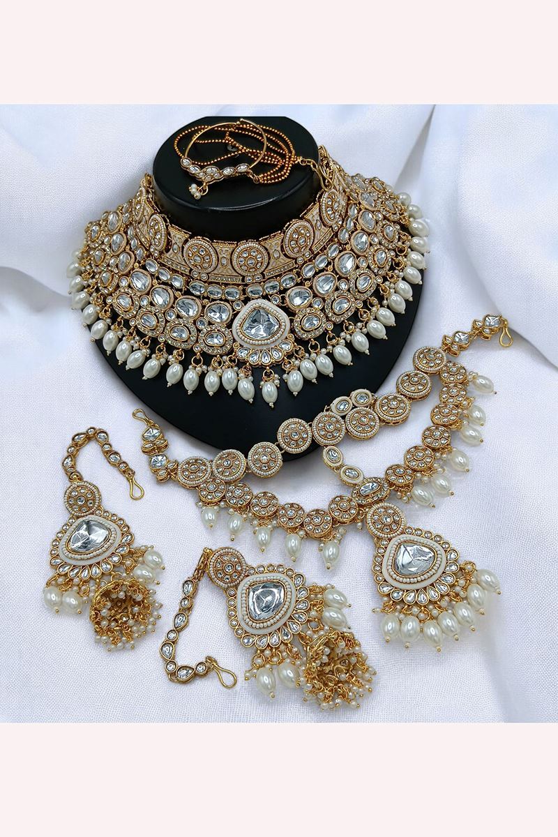 Surreal White Designer Bridal Necklace Set for Wedding and Reception