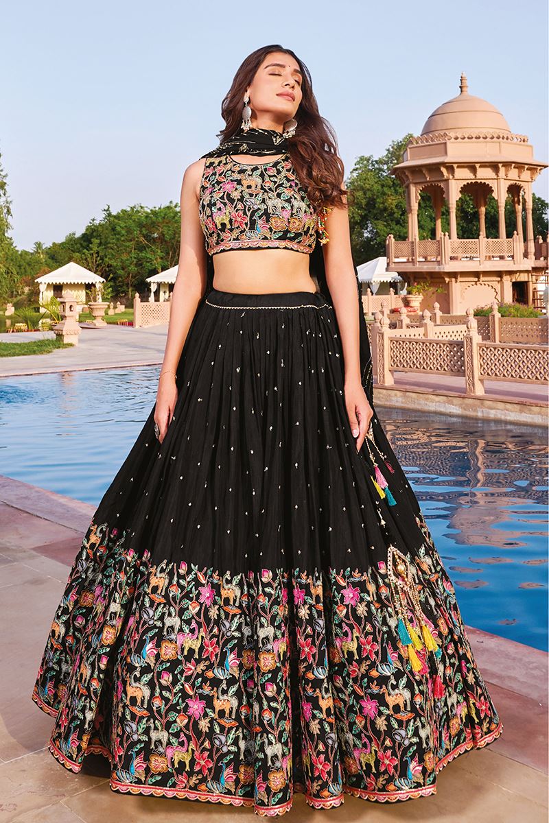 Aesthetic Viscose Cotton Designer Navratri Lehenga Choli for Garba Dance and Festival Celebrations
