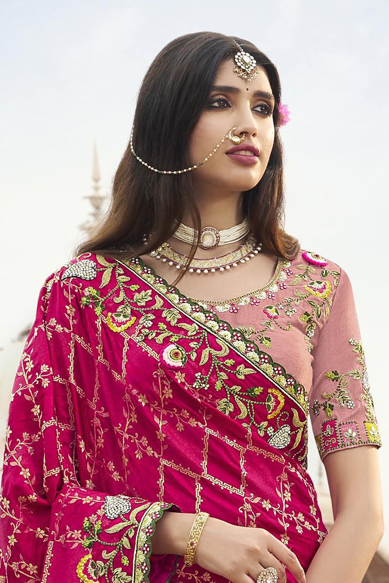 Smashing Silk Designer Saree for Wedding and Reception