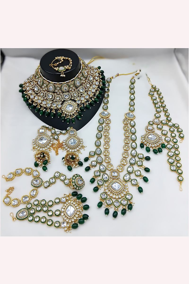 Irresistible Designer Necklace Set for Wedding and Reception