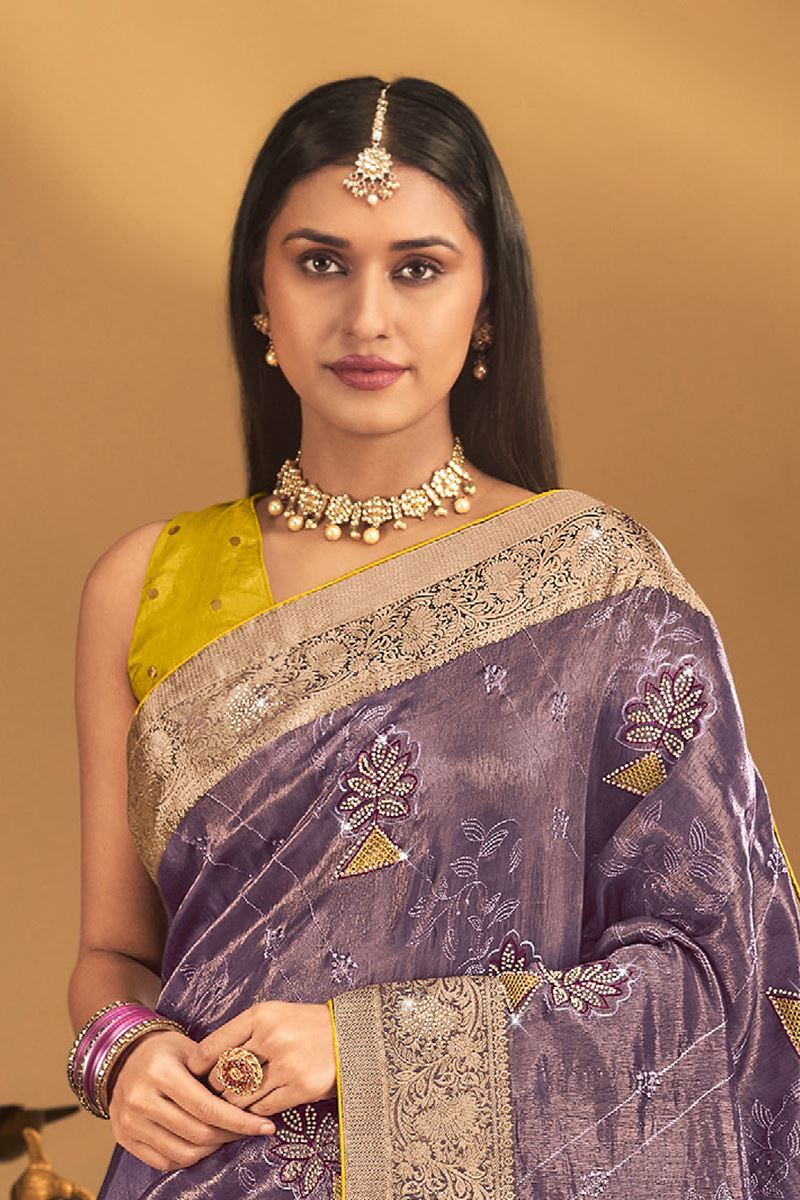 Smashing Silk Designer Saree for Wedding and Reception