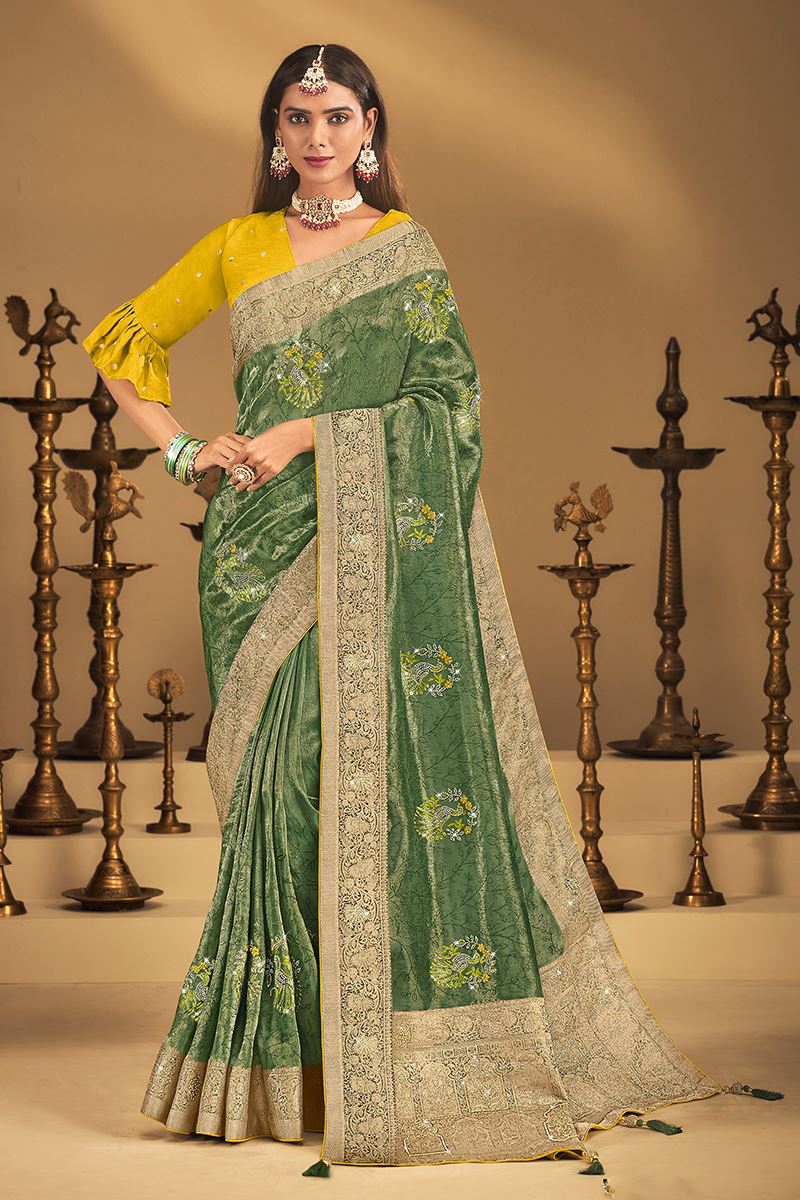 Fascinating Silk Designer Saree for Wedding and Reception