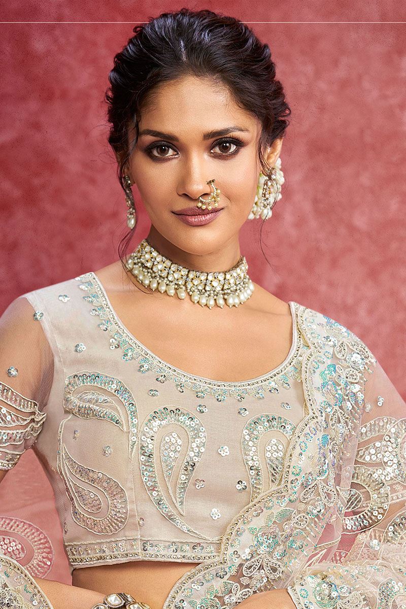 Glamorous Premium Net Designer Saree for Reception, Sangeet, and Parties