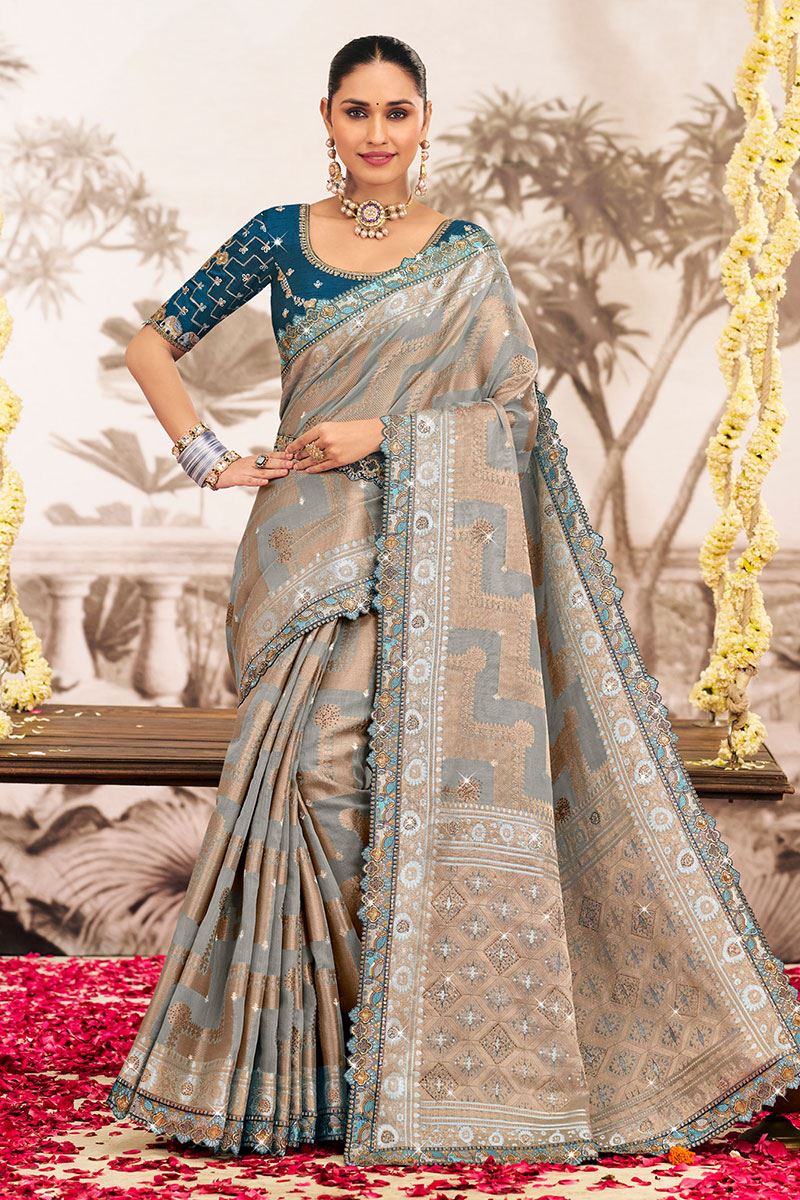 Breathtaking Silk Designer Saree for Wedding and Reception