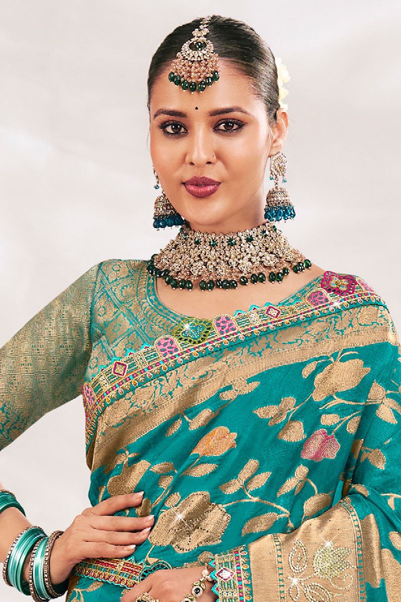 Aesthetic Silk Designer Saree for Wedding and Reception