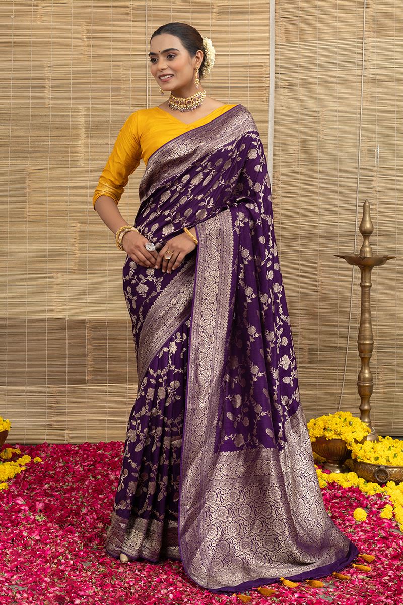 Flamboyant Munga Silk Designer Saree for Wedding and Reception