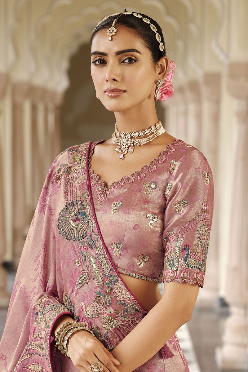 Exquisite Pure Viscose Jacquard Silk Designer Saree for Engagement, Wedding, and Reception