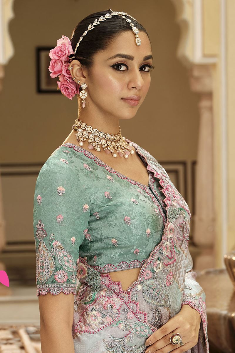 Trendy Pure Viscose Jacquard Silk Designer Saree for Engagement and Reception