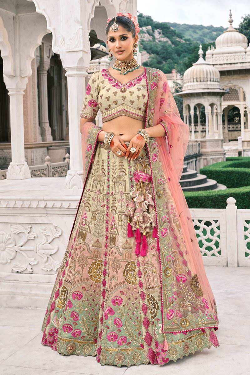 Delightful Silk Designer Bridal Lehenga Choli for Wedding and Reception